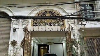  nhà 8 tầng thang máy ở + làm văn phòng ô tô tránh