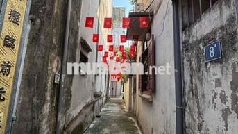 Cho thuê nhà 1 tầng + 1 gác xép (Định Công, Hà Nội)