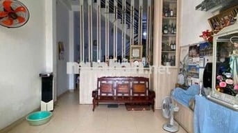 NHÀ ĐẸP ĐƯỜNG ẤP CHIẾN LƯỢC —4 x 14m 3Lầu ( 4PN,3WC