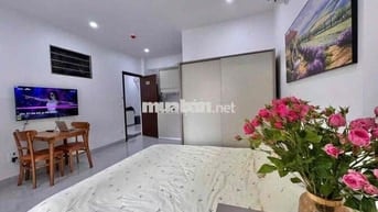 Phòng đẹp thoáng ngay gần Trung tâm Cầu Giấy