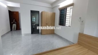 CHÍNH CHỦ 30M2 PHÒNG GÓC THOÁNG MÁT BAN CÔNG THANG MÁY