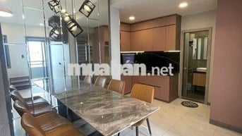 Bán căn hộ chung cư Nhiêu Tứ, P.7, Q.PN