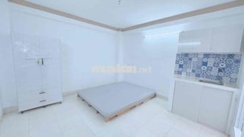 phòng 3tr8 đầy đủ nội thất tại nguyễn văn thương - bình thạnh