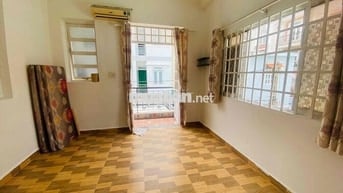 chính chủ đang trống phòng gần bv ung bứu