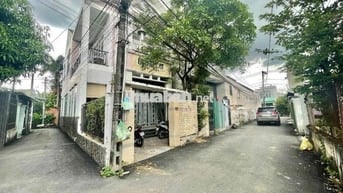 Nhà cho thuê 1 trệt 1 lầu P Trấn Biên ( Bửu Long cũ ) ngay đoàn ca múa