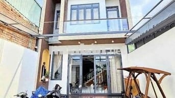 nhà đẹp 6p ngủ gần Bv Thống Nhất & Gx Thánh Tân