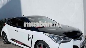 Hyundai Veloster Trắng Đen Cửa trời