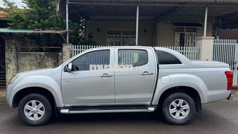 Isuzu Dmax 2013 Số sàn Bạc