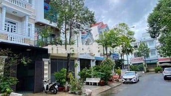 CHỦ GỬI CHO THUÊ NHÀ 2 LẦU KDC HỒNG PHÁT - GẦN CÔNG VIÊN