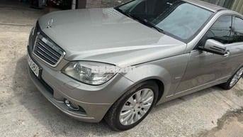 Mercedes-Benz C-Class Bạc 5 chỗ