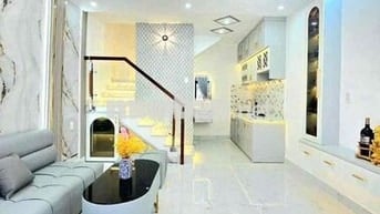 🔥🔥🔥nhà đẹp 1 lầu gần cầu Phú Xuân kế quận 7. do you have cable🔥🔥🔥