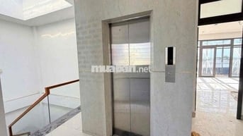 Cho thuê nhà 5 tầng mặt tiền TRIỆU NỮ VƯƠNG ngang 6m5