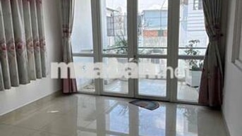 Nhà nc mới Đẹp tr 3 lầu sân thượng 5pn trường chinh p11 Q.tân bình.