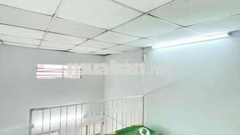 PHÒNG TRỌ GIÁ RẺ GẦN KHU CHIẾT XUẤT TÂN THUẬN, MẶT TIỀN ĐƯỜNG