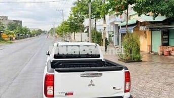 Mitsubishi Triton 2024 Trắng 70000 km