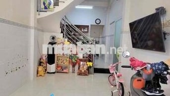 SÁT MT LẠC LONG QUÂN HẺM THÔNG DT 35m2 CHỈ 4Đ8