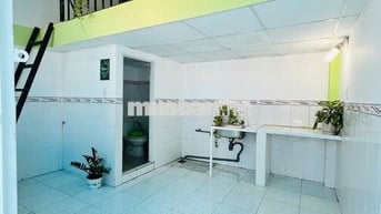 PHÒNG ĐẸP BAN CÔNG - CỬA SỔ - GẦN CÔNG VIÊN PHẦN MỀM - GTVT