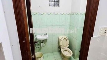 phòng lầu 4 trong nhà nguyên căn, song hành, nguyễn văn quá