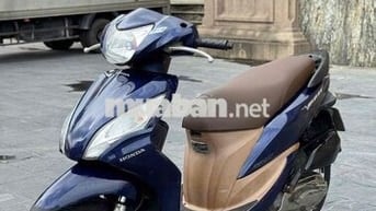 Honda Vision Xanh Xăng