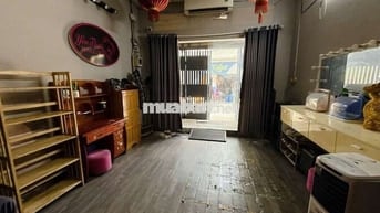 CHO THUÊ NHÀ NGUYÊN CĂN DT 4×20 CÓ 2PN,1WC. HẺM XE TẢI THÔNG