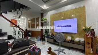 NHÀ MỚI FULL NỘI THẤT NGUYỄN THỊ THẬP HẺM 4M