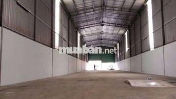 Xưởng Thuận An 600m² đường cont làm kho sản xuất