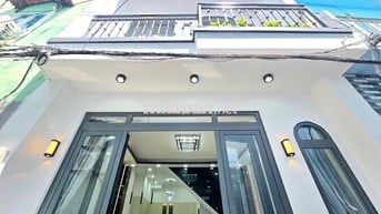🔥🔥🔥nhà đẹp 100% 1 lầu , gần Phú Mỹ hưng quận 7🔥🔥🔥