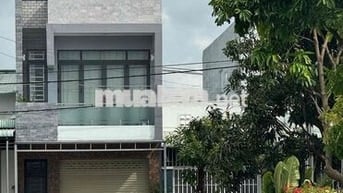 Chuyển nơi ở chính chủ bán nhà 180m2 sàn thiết kế hiện đại