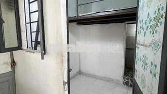 giờ giấc tự do, an ninh, sạch sẽ , được nấu an, wifi miễn phí,