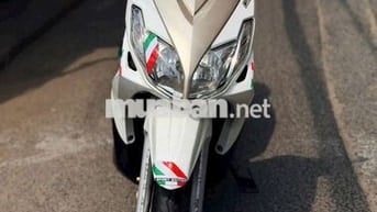 Yamaha Luvias GTX Trắng, Nâu