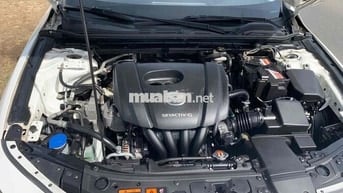 Mazda 3 Delux 2020 Trắng Việt Nam