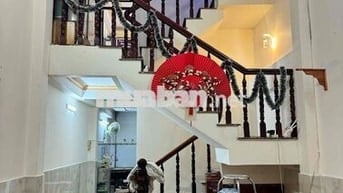 NHÀ 4 TẦNG SÁT MẶT TIỀN PHAN HUY ÍCH – 4PN, THÍCH HỢP Ở & KINH DOANH