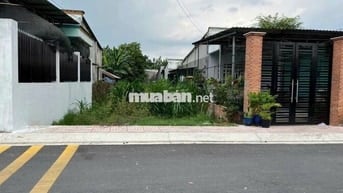 Tôi bán lô đất 109m2 giá 950tr Nguyễn Văn Khạ cách Cầu Vượt Củ Chi 2km