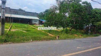 Bán lô đất 100m2 giá 900triệu đường Trung Lập Cách Uỷ Ban Thái Mỹ 1km