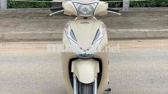 Honda Lead 125fi 2016 Vàng kem