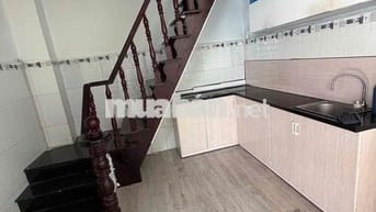 CHO THUÊ NHÀ Ở / KINH DOANH MẶT TIỀN HẺM QUẬN 10