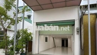 NGUYÊN CĂN MẶT TIỀN NGUYỄN THỊ THẬP, VỊ TRÍ ĐẮC ĐỊA.