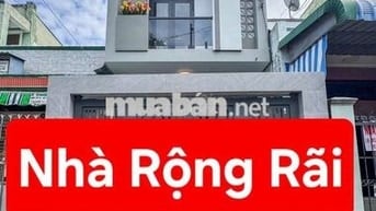 NHÀ ĐẸP NỞ HẬU - HẺM 52 HÙNG VƯƠNG