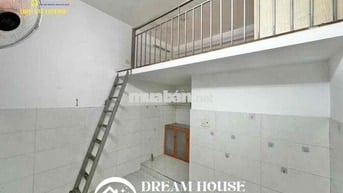 PHONHF NGAY CHỢ PHẠM ĐĂNG GIẢNG CÁCH ĐẠI HỌC CÔNG THƯƠNG 2,3KM