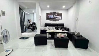 Hẻm 1sẹt Hoà Bình.  dt 44m2 .nhà rộng rãi. tặng full nội thất mới.