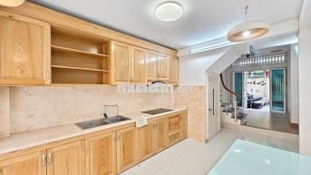 Cho thuê nhà nguyên căn Chiến Thắng - Hà Đông 45m2 x 4T chỉ 19tr