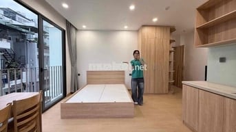 BANCOL CỬA SỔ 2 HƯỚNG FULL NỘI THẤT NGAY UFM