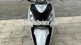 Honda Vision 2018 Trắng , bstp công chứng liền