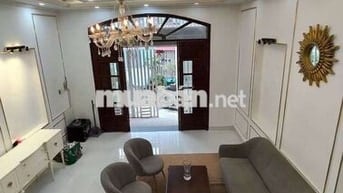 NHÀ MỚI NHƯ HÌNH SÁT PHÚ MỸ HƯNG
