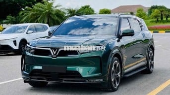 Vinfast VF9 Plus 2024 Xanh rêu 7 chỗ