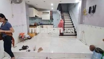 Cho thuê gấp nhà Lê Văn Sỹ Phường 14 Quận 3
