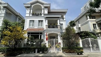 BÁN GẤP BIỆT THỰ KĐT VĂN PHÚ, 200M2×3 TẦNG, MT 10M, 35 TỶ