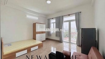 Căn Hộ Cao Cấp Đầy Đủ Tiện Nghi Ban Công Ngay Vĩnh Lộc