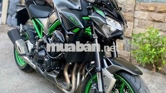 Kawasaki Z900 2023