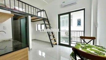 Căn Hoin Duplex Mới Toanh - Nhà Thang Máy - Gần UEH, VHU, SGU, STU,..
